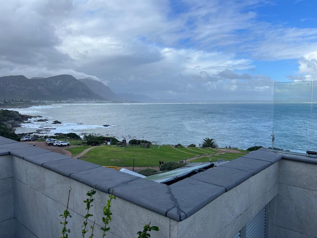 Waterfront Studio Apartment No 5 Hermanus Exterior photo